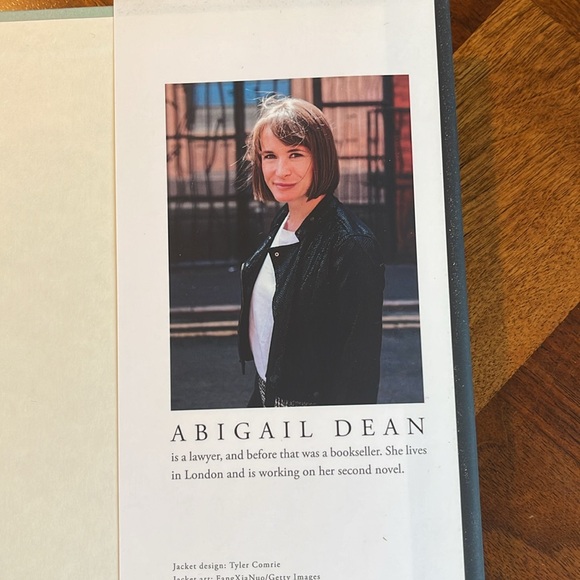 NEW "GIRL A" BY ABIGAIL DEAN - MALALA'S BOOK CLUB PICK & NYT BESTSELLER! - Picture 6 of 6